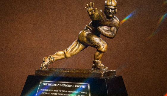 O que é o Heisman Trophy e por que ele é o prêmio mais importante do College Football